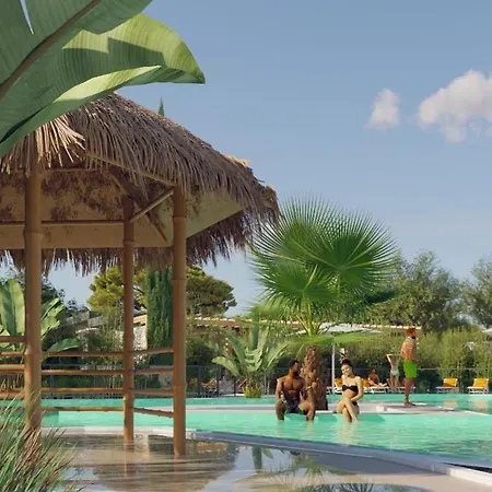 Kamp alanı Mobil La Marine